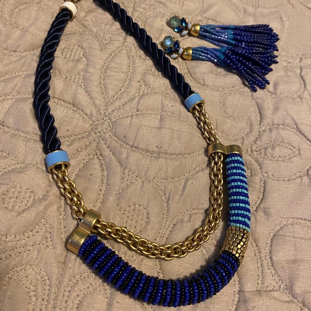 Jewelry Set - Picture 2 of 3